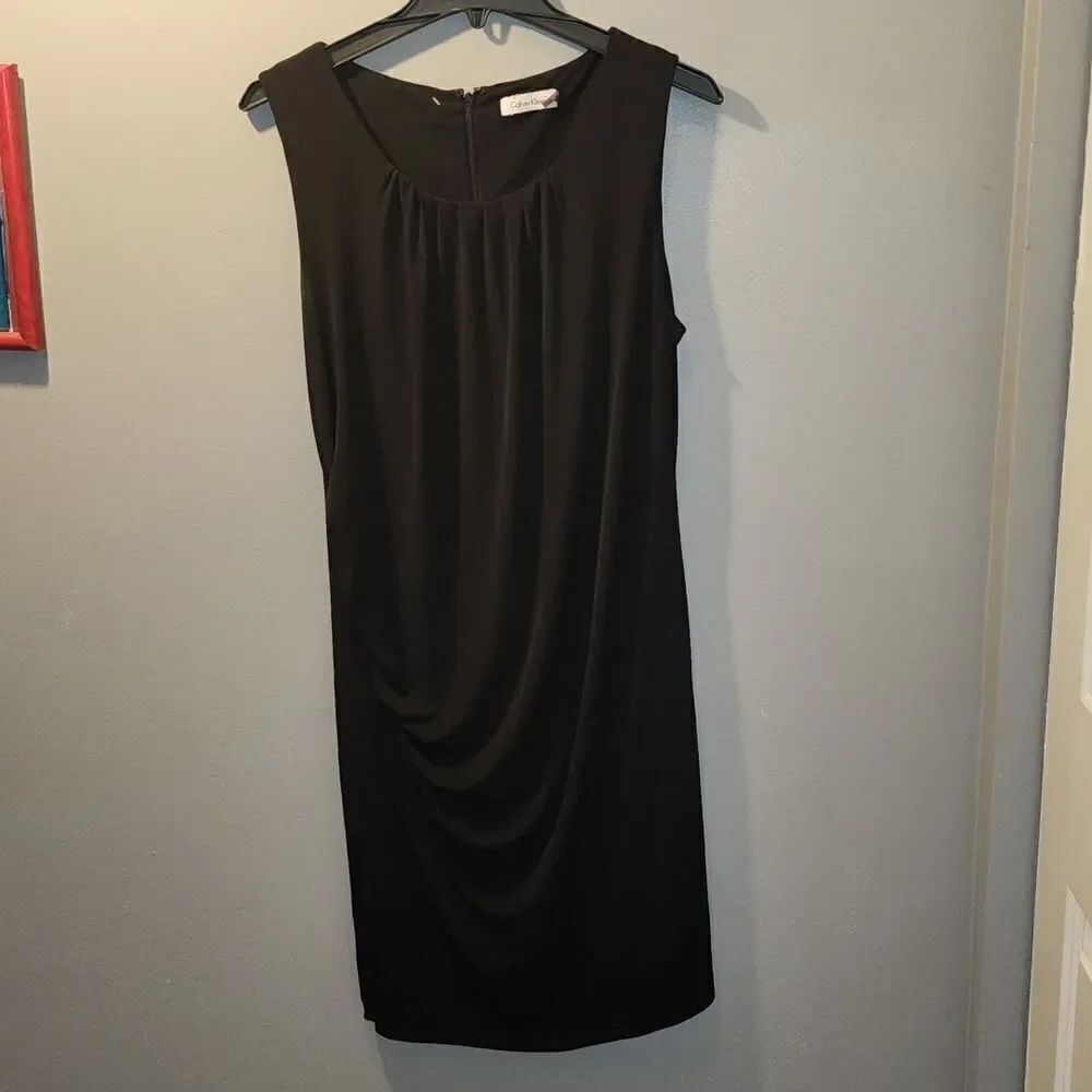 Calvin Klien LBD 